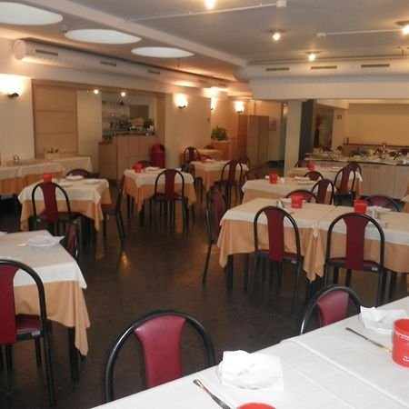 Hotel Selide Desio Exterior foto