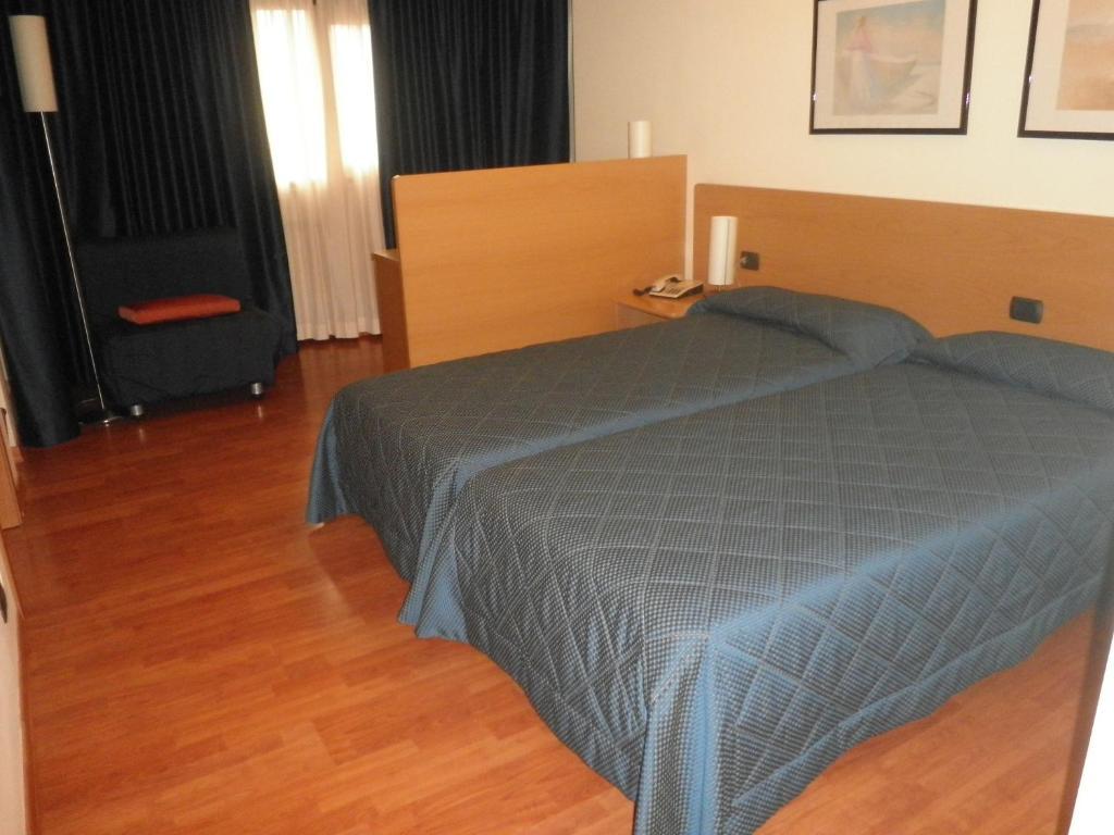 Hotel Selide Desio Quarto foto