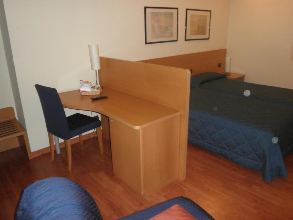 Hotel Selide Desio Quarto foto