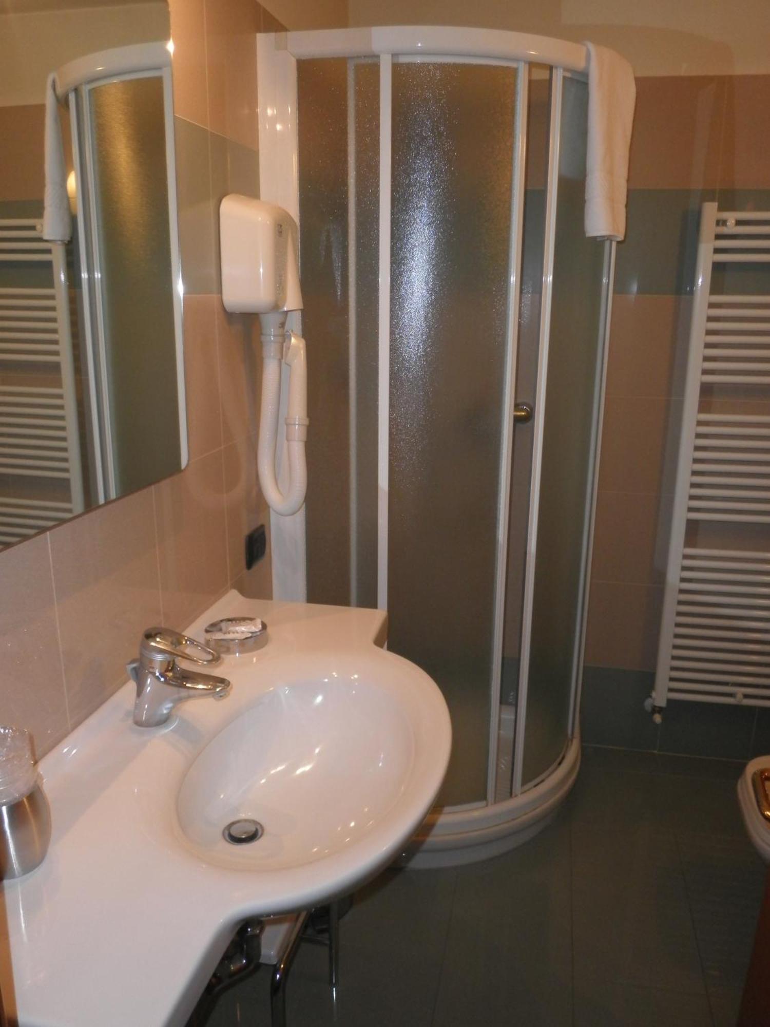 Hotel Selide Desio Exterior foto