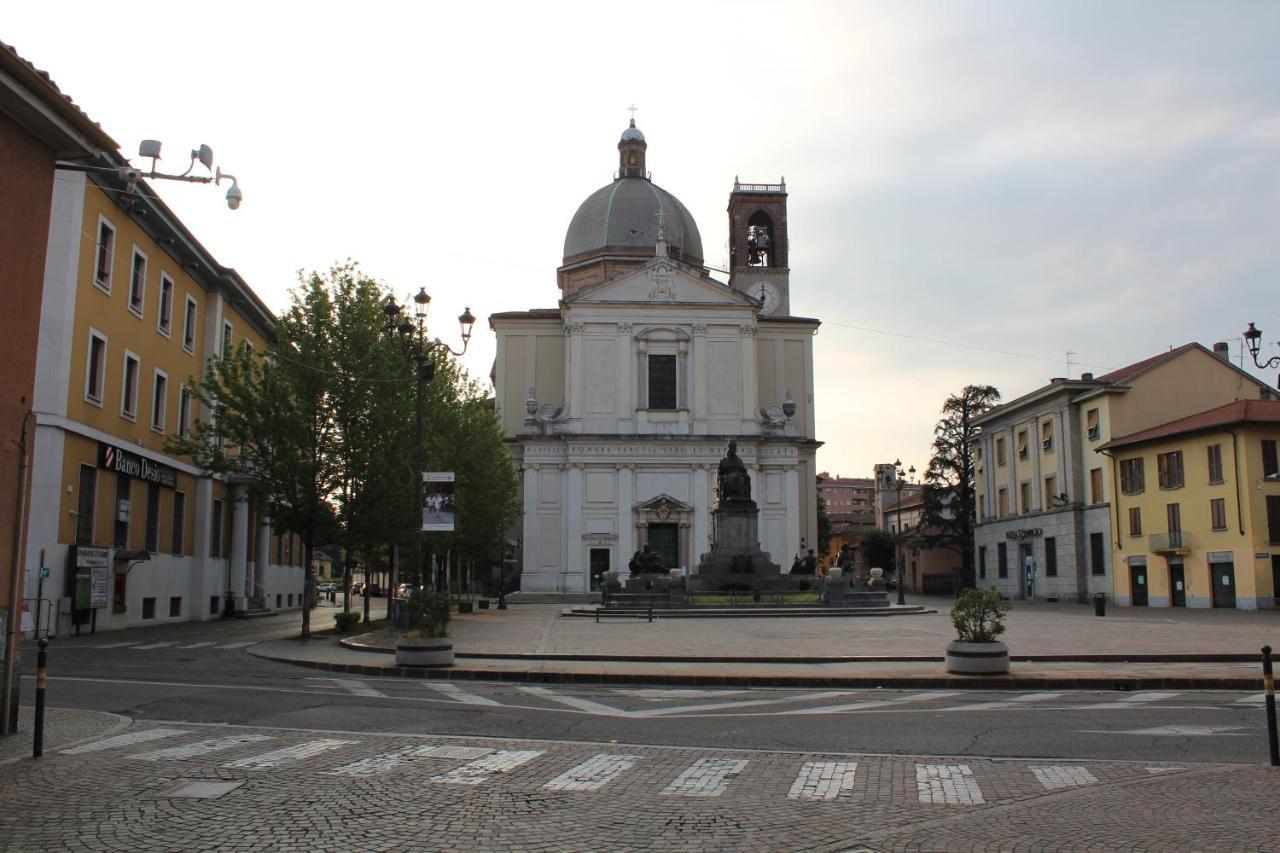 Hotel Selide Desio Exterior foto